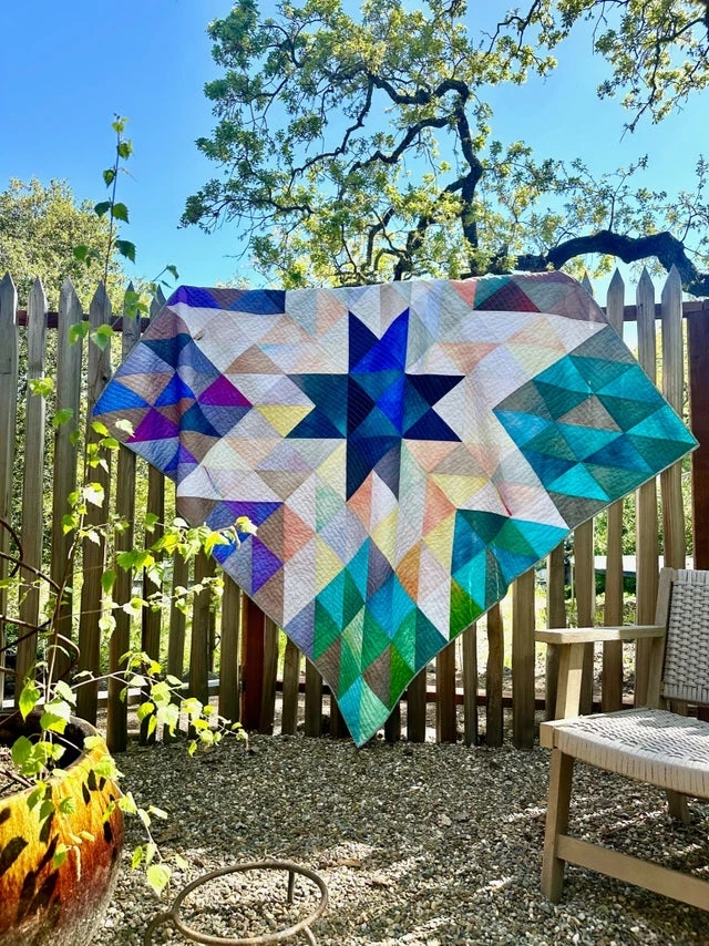 Grand Star GLOW - Quilt Kit