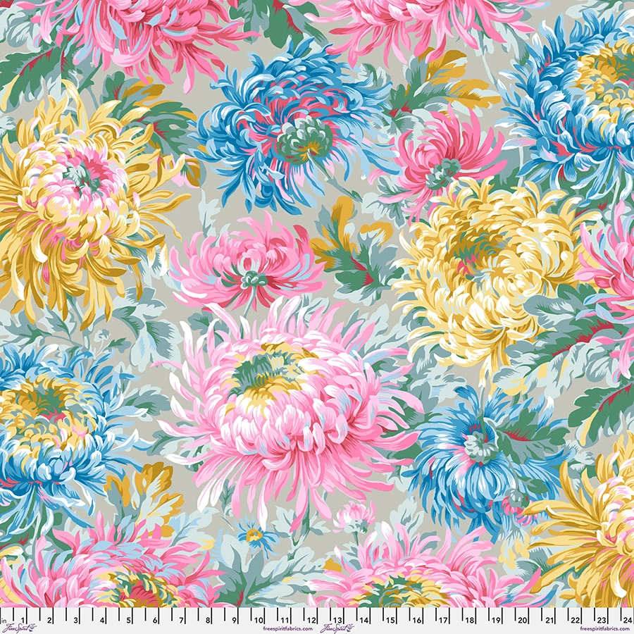 Shaggy Chrysanthemen Blüten grey