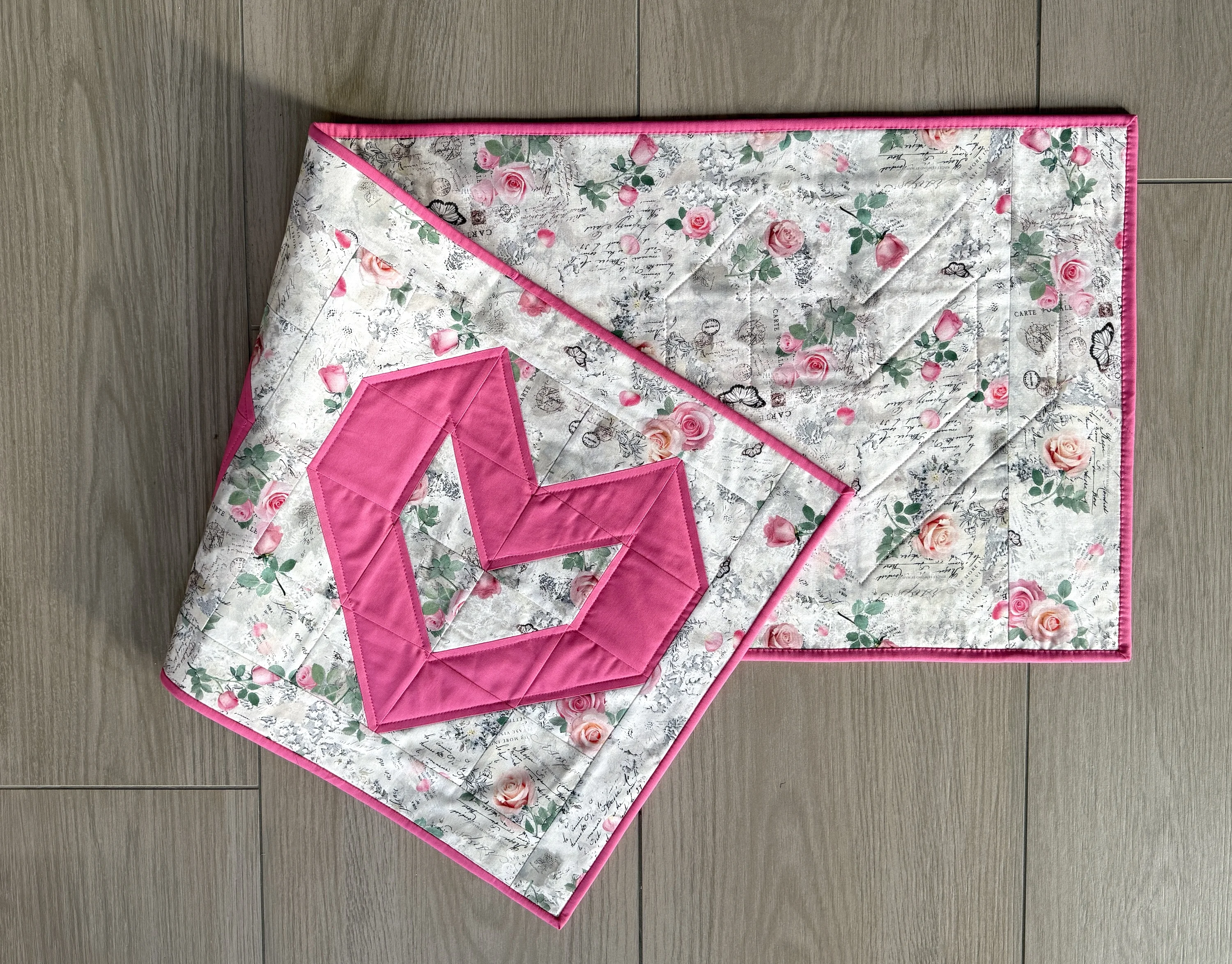 Rosenherz Tischläufer - Quilt Kit